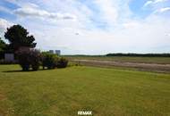 Ruheoase nahe Wien - Charmantes Sommerhaus mit direktem Wasserzugang