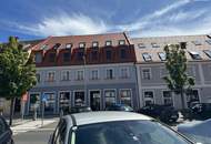 TOLLES ZINSHAUSPAKET! NEU ERRICHTETES WOHN- und GESCHÄFTSHAUS DIREKT AM HAUPTPLATZ!