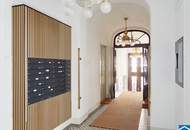 Traumhafte Dachgeschoßwohnung in saniertem Altbau: 5 Zimmer-Maisonettewohnung mit Terrassen