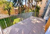 Ein Altbau, der verzaubert! Umfangreich und hochwertig sanierte Wohnschönheit mit großem Balkon und effizienter Erdwärme! Viel Privatsphäre + Viel Raum + Viel Grün!