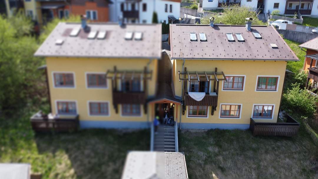 Zinshaus mit 4 Wohneinheiten in Hof bei Salzburg