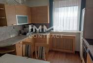 NAHE STADTHALLE: SCHÖNE HELLE 3-ZI. WOHNUNG + WOHNKÜCHE MIT WESTLOGGIA UND PARKPLATZ