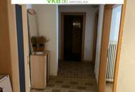 Vielseitig nutzbares Mehrfamilienhaus mit Entwicklungspotenzial in zentraler Lage