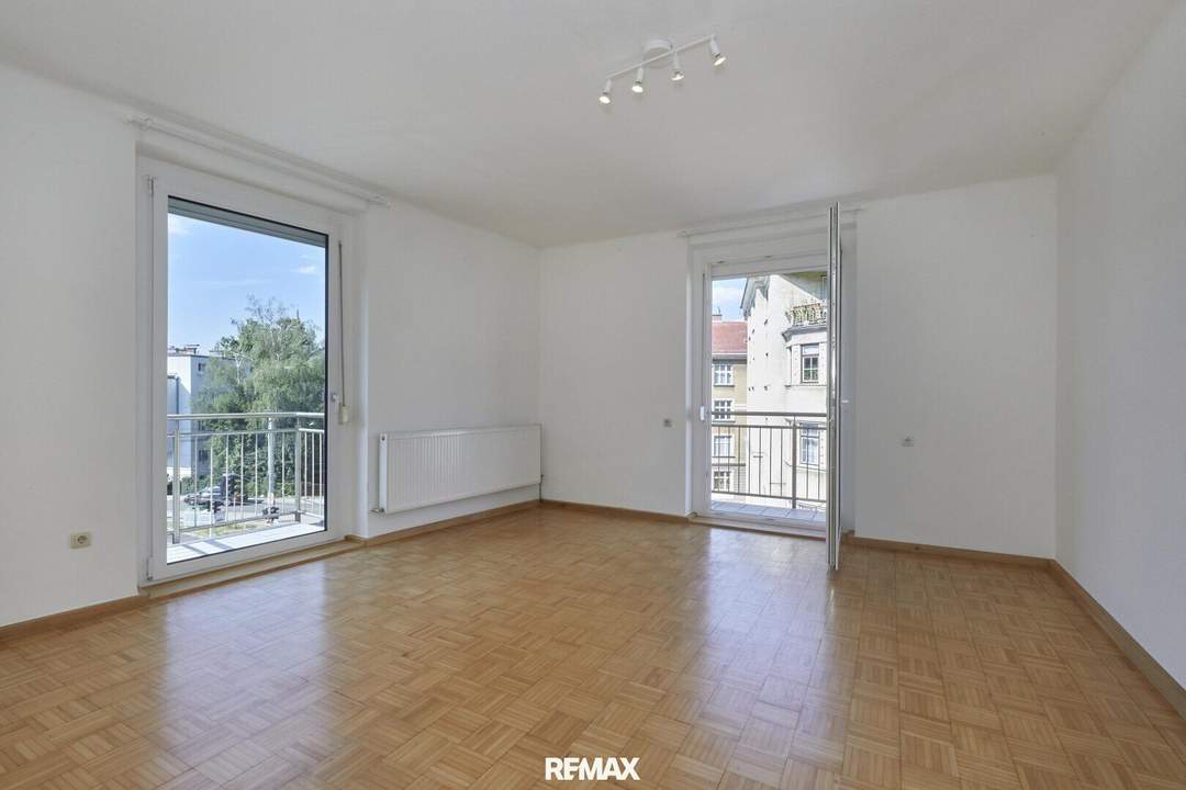 Zentrale 2-Zimmer-Wohnung mit Balkon!