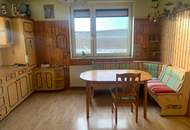 In Abwicklung! Geräumiges Miethaus , auch für zwei Familien geeignet.