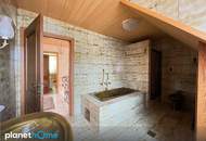 Großzügiges EFH mit eigener Bowlingbahn und Riesengrundstück