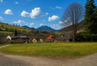 Einfamilienhaus und Gästehaus auf großem Grundstück, Pool und Schneebergblick!
