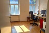 Drei Zimmer Stilaltbau-Rarität in begehrter Lage – sonnig, ruhig und elegant