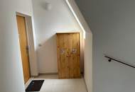3 Zimmerwohnung & Balkon & Parkplatz