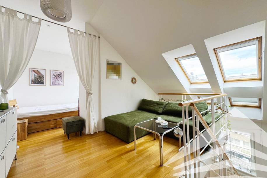 Ruhige 2 Zimmer DG-Galerie-Wohnung mit Küche in bester Zentrumslage, Wohnung-miete, 748,98,€, 4020 Linz(Stadt)