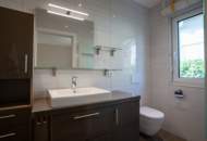 NEUES - TOLLES - GROSSES Familienhaus in ruhiger exquisiter Lage.