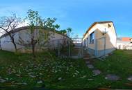 Sanierungsbedürftiger Streckhof mit historischem Keller