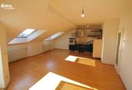 Dachgeschoss, 3 Zimmer, Terrasse, Einbauküche