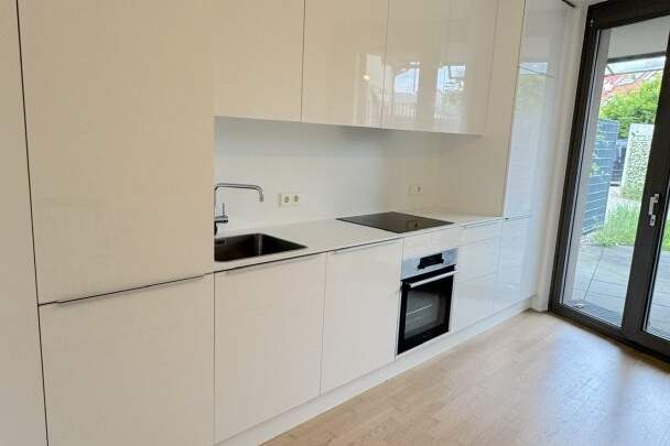 Traumhaftes Reihenhaus in 1210 Wien – Garten, Terrasse, Keller & moderner Wohnkomfort, Haus-miete, 1.882,36,€, 1210 Wien 21., Floridsdorf