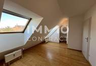 Lichtdurchflutete Dachgeschoßwohung mit Gemeinschaftsgarten