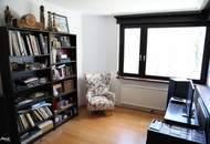 Großzügige Wohnung mit Loggia, Swimmingpool und Garagen in top Lage