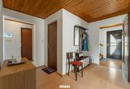 Ihr künftiges Zuhause mit Potenzial in ruhiger Lage: zwei Wohneinheiten, sonniger Garten und herrlicher Weitblick in Maria Saal