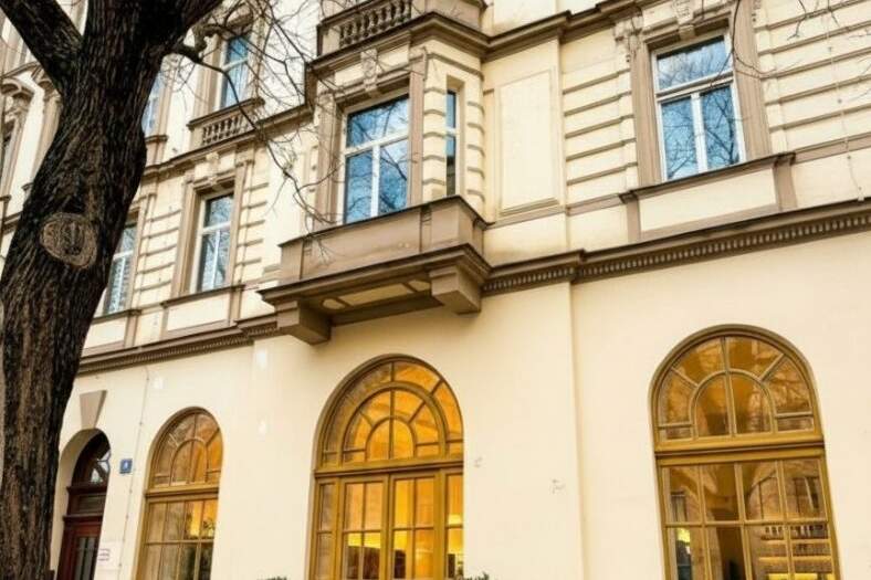 modernisiertes Großlokal &amp; Szenelokal | Gemeinsam oder einzeln übernehmbar | Pacht / Kaufpacht / Kauf, Gewerbeobjekt-legalform.pacht, 3.800,00,€, 1090 Wien 9., Alsergrund