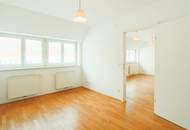 Helle DG-Wohnung in ruhiger Lage!