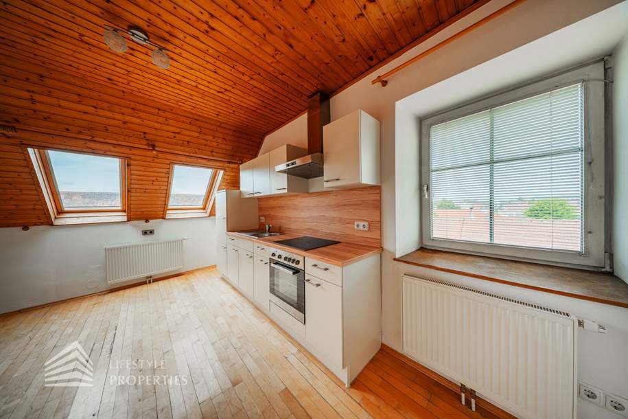 Charmante 3-Zimmer-Dachgeschosswohnung im Zentrum von Horn, Wohnung-kauf, 94.000,€, 3580 Horn