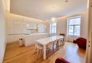 Luxuriöse Altbauwohnung in einem prächtigen historischen Haus in der Nähe des Servitenviertels und des Lycée