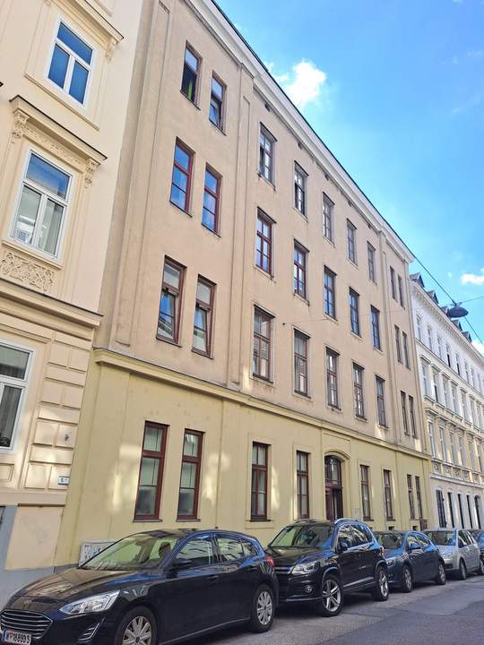 Großzügige 2-er WG oder Familie in Ruhelage mit Gemeinschaftsgarten