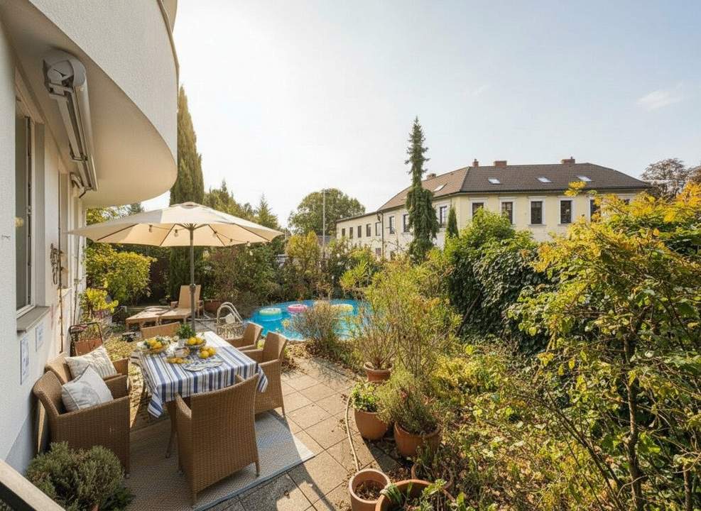 Wohnglück mit Garten & Pool – Charmante 5-Zimmer Wohnung in Ruhelage