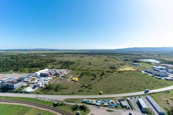 Pachtgrundstück für Gewerbe und Industrie (teilbar) – wird als langfristiges Baurecht vergeben!, Grund und Boden-legalform.pacht, 6.600,00,€, 2721 Wiener Neustadt(Land)