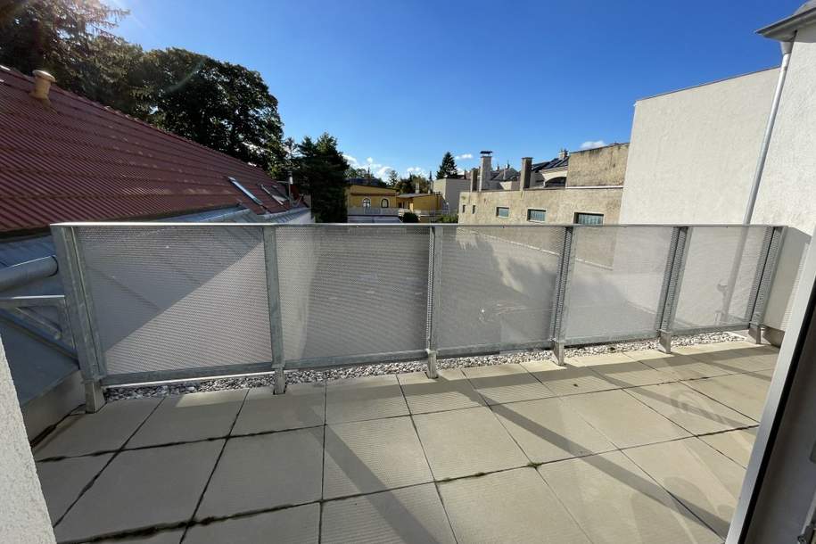 Dachgeschoßwohnung mit Terrasse in Zentrumslage, Wohnung-miete, 1.376,73,€, 2380 Mödling