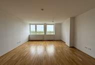 Wohnen am Wasser | Zwei-Zimmer-Wohnung mit Einbauküche und direktem Wasserblick