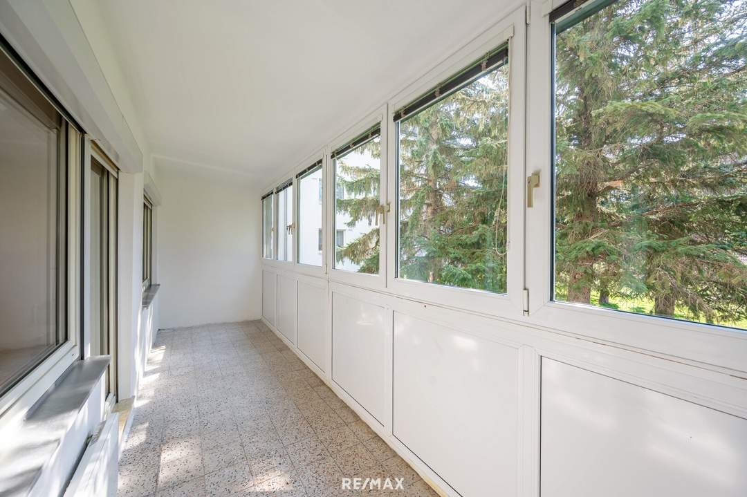 3 ZIMMER MÖGLICH l RUHIGE WOHNUNG MIT VERGLASTER LOGGIA