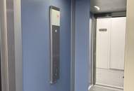 RUHIGES INNENHOF-ALTBAUJUWEL NÄHE MILLENNIUM CITY – ERSTBEZUG NACH DESIGN-SANIERUNG