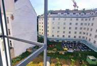 Zwischen Wiener Klassik und Naschmarkt Vibes - Ihr Zuhause mit Charme! Hofseitiger Balkon + Ruhiges Schlafzimmer! HIP und TRENDY die Gegend - Magisch schön das Altbauhaus - Ein MUST HAVE die Wohnung!