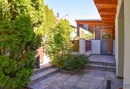 Mit (Sonnen)SCHIRM, CHARME und (Wasser)MELONE: Einfamilienhaus mit Pool und Fernblick am Ölberg