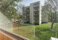 Großzügige 2-Zimmer-Wohnung in Linz/Niedernhart mit verglaster Loggia und Lift – ab 01.10.2026 verfügbar!