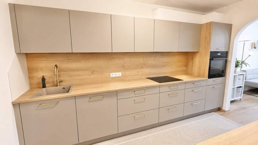 Klagenfurt - Universitätsstraße: großzügig geschnittene 4-ZI Wohnung mit Balkon &amp; Garagenstellplatz