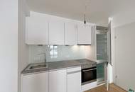 Moderne 2-Zimmer-DG-Wohnung mit sehr guter Anbindung