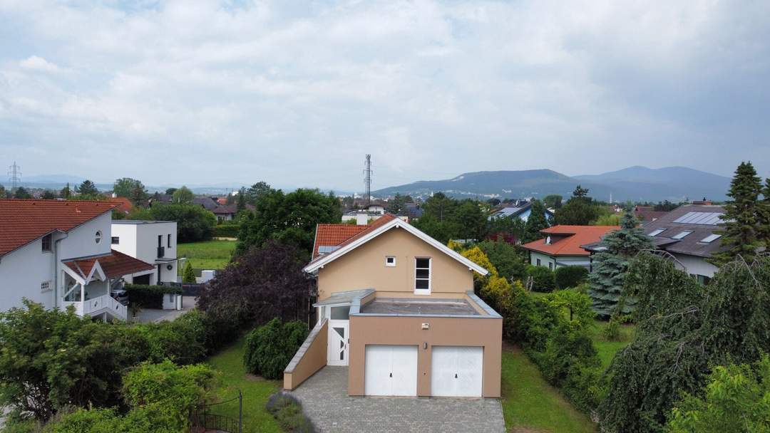 Ruhelage: Traumhaus in Kottingbrunn auf Doppelgrundstück