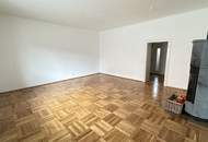 Schöne Altbauwohnung in der Klagenfurt Innenstadt mit eigenem Garten