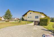 Endlich Platz! Haus mit riesigem Garten, 2 Garagen