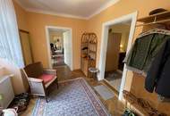 Jahrhundertwendehaus im Villenviertel – Waldrandlage, zentrumsnah, mit Sauna, Pool, Garagen und bester Anbindung - Wohnen und Arbeiten im Kurort