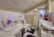 Zwei Häuser mit 3 Wohnungen und Geschäftslokal in Vöcklabruck. Sicher Finanzieren durch Mieteinnahmen.