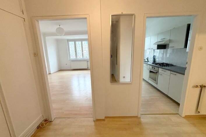 Erstklassige Lage - Büro - Praxis mit Loggia - Nähe Innere Stadt, Gewerbeobjekt-miete, 1.336,51,€, 1020 Wien 2., Leopoldstadt