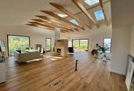 TRAUMHAFTE LIEGENSCHAFT MIT POOL, SEEBLICK UND ÜBERDACHTER BOOTSGARAGE