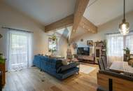 Miete: Neuwertige Dachgeschosswohnung