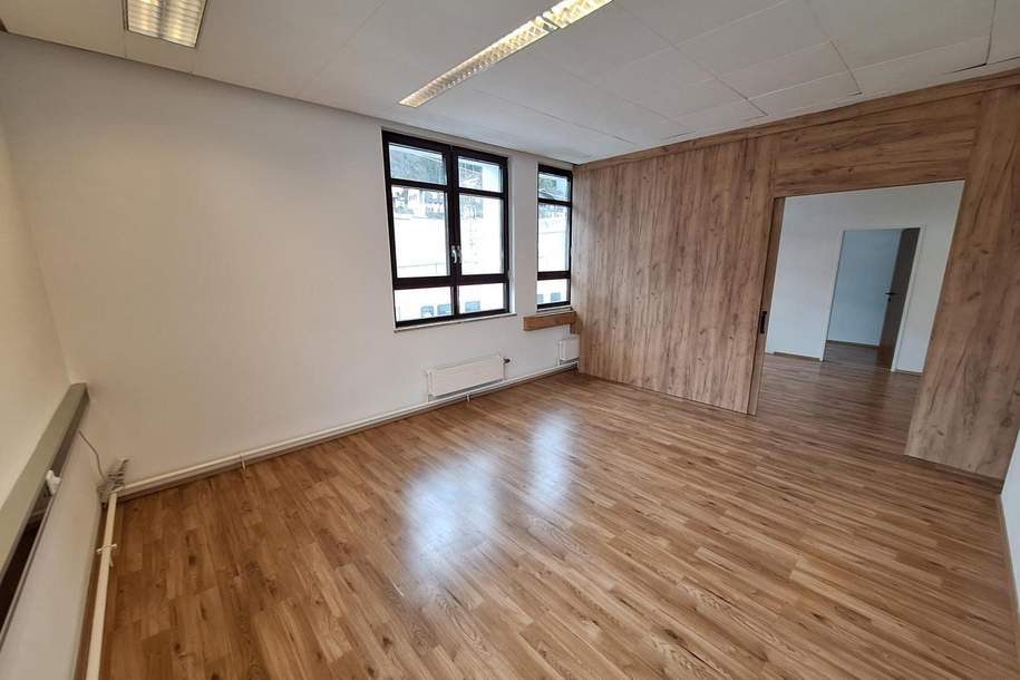 Büroräumlichkeiten in Bahnhofsnähe, Gewerbeobjekt-miete, 712,78,€, 5640 Sankt Johann im Pongau