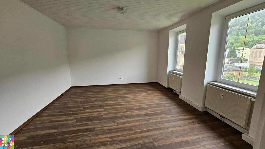 Frisch saniert 1-Zimmerwohnung mit Küche
