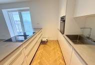 1030! Wunderschöne DG Wohnung mit großer Terrasse Nähe Urania!