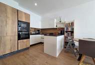 BALKONWOHNUNG MIT TIEFGARAGE IN TOPLAGE! BRILLIANTER 3-ZIMMER GRUNDRISS MIT FERNBLICK UND RUHELAGE! NAHE U1 KAGRANER PLATZ.