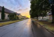 Großzügige Immobilien für ruhiges Wohnen und Gewerbe - Große Lagerhalle + Garten